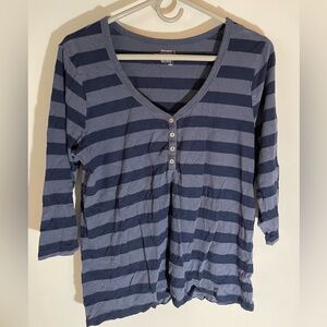 Old navy size large 3/4 sleeve top